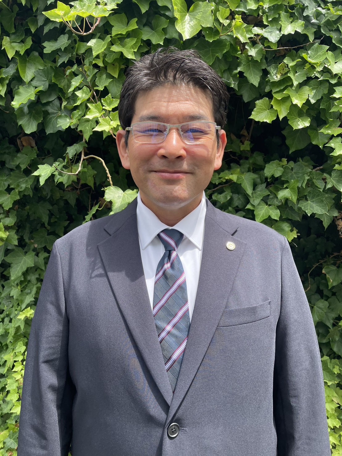 行政書士あおばと合同事務所 代表 横山輝明